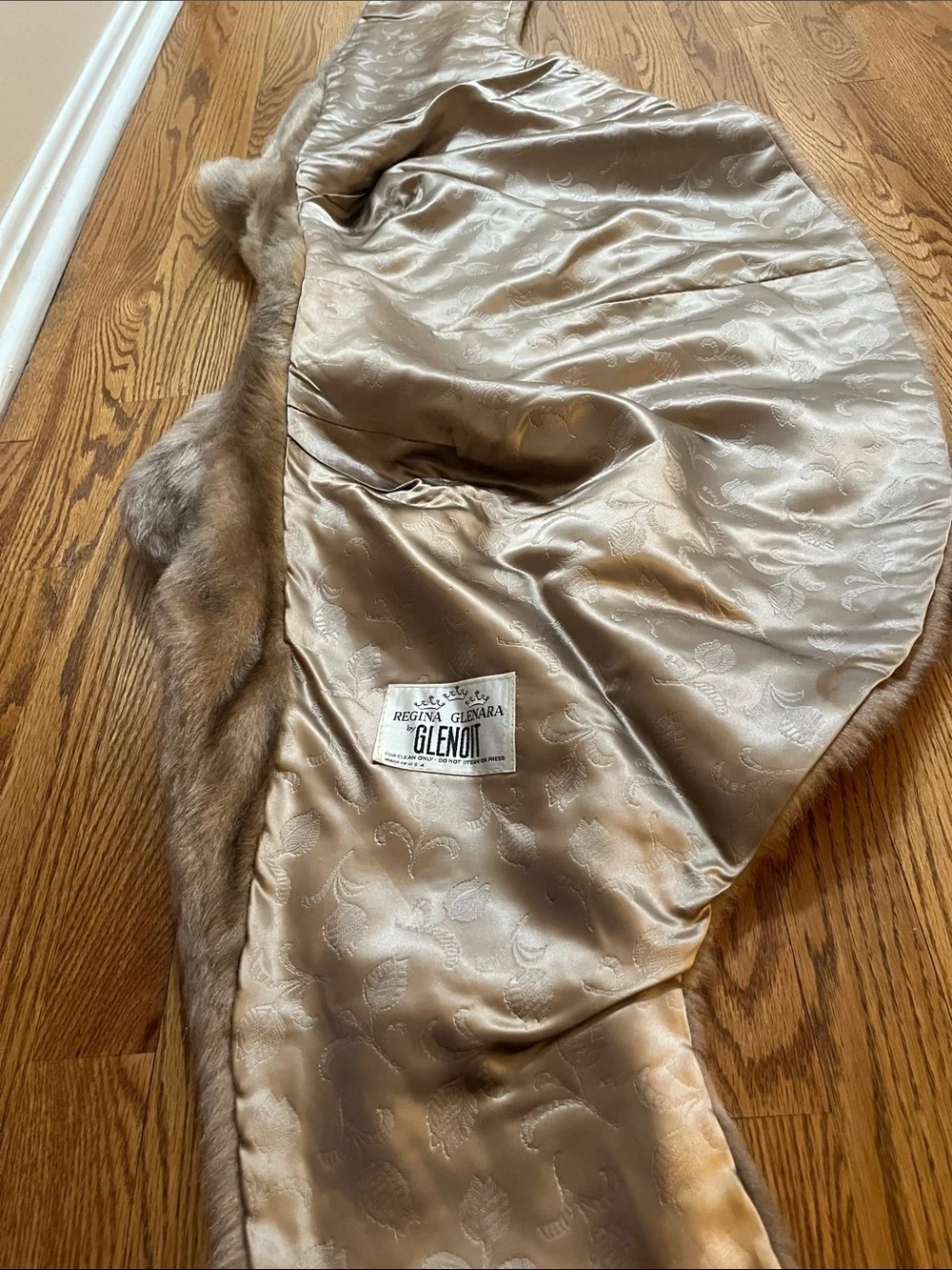 Regina Glenara excellent vintage